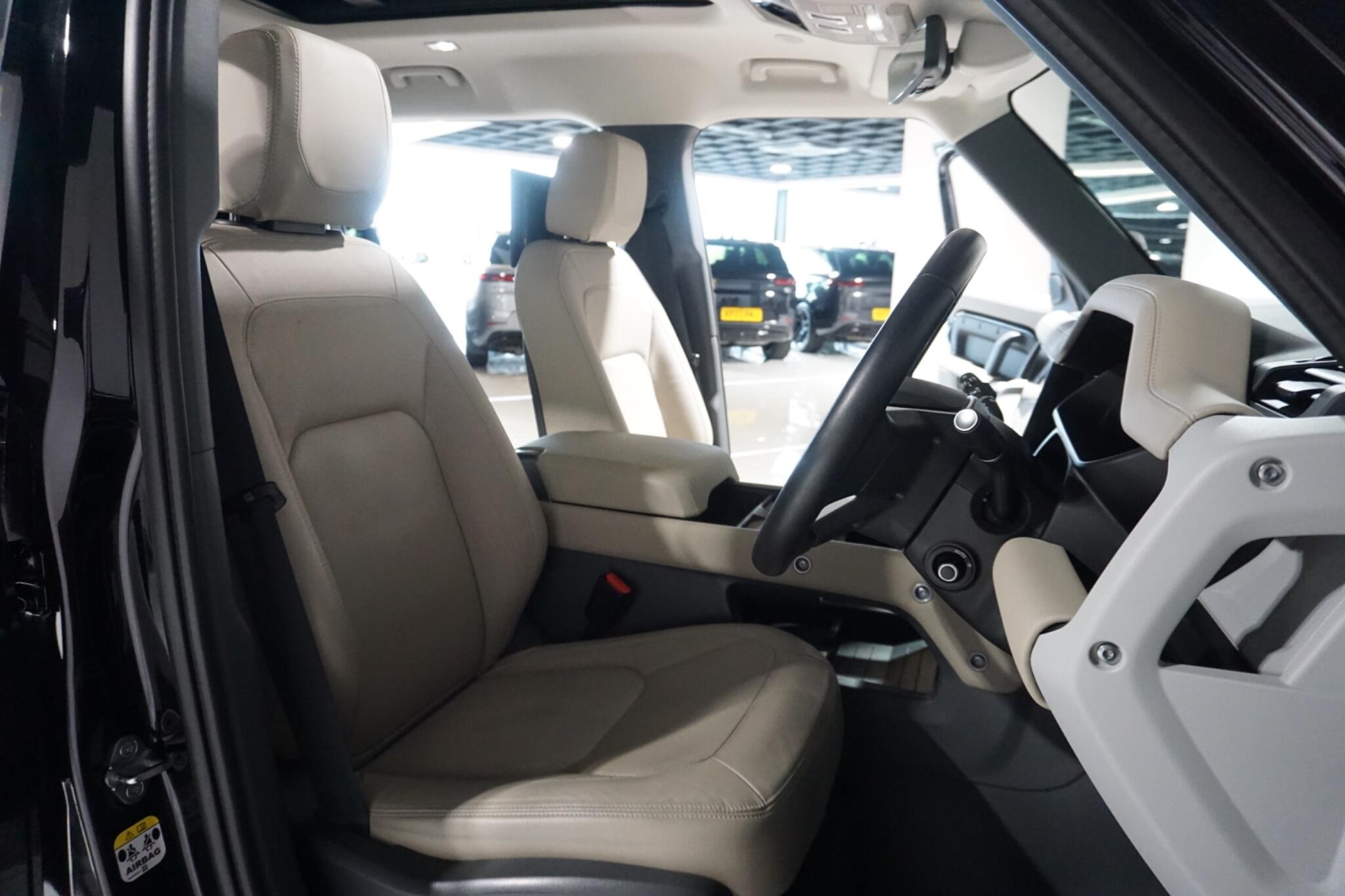 Land Rover Defender 110 3.0 D250 MHEV XS Edition SUV 5dr Diesel Auto 4WD Euro 6 (s/s) (250 ps)